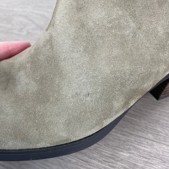 Vionic Stone Tan Gray Suede Cecily Waterproof Block Heel Booties Sz.8.5 - Picture 15 of 16